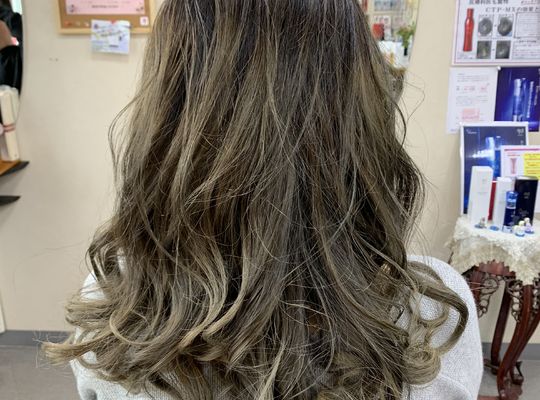 ヘアスタイル