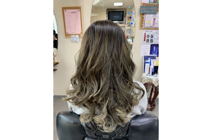 ヘアスタイル